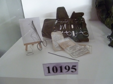 Equipment - Equipment, Army, Medical kit