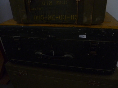 Equipment - Equipment, Army, Trunk