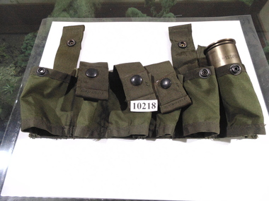 Equipment - Equipment, Army, Grenade Pouch
