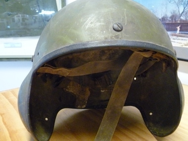 Headwear, Helmet (U.S. helicopter pilot)