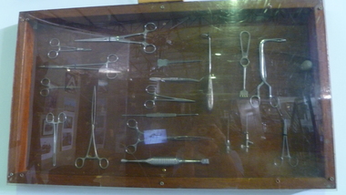 Equipment - Equipment, Army, Medical cabinet