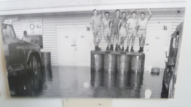 Photograph, the Wet, 5/12/1970 12:00:00 AM