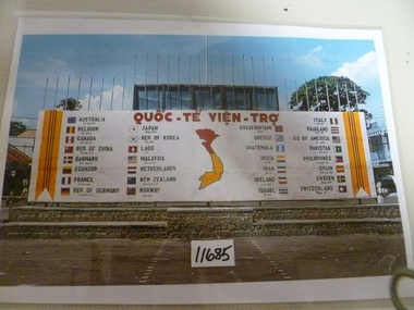 Photograph, Quoc-Te Vien-Tro