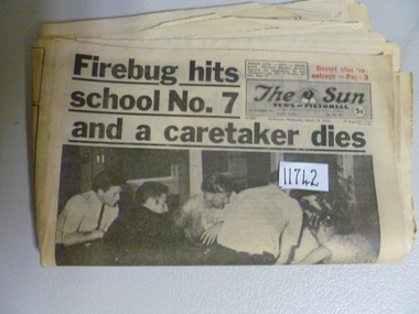 Newspaper, The Sun News Pictorial, 18-03-1970 (exact)