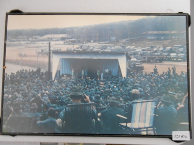 Photograph, Concert