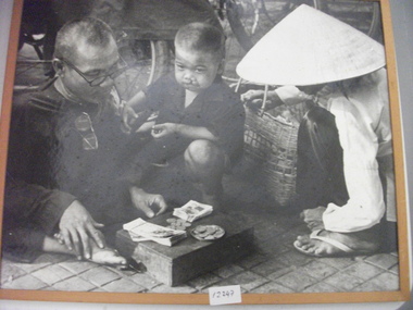 Photograph, Roadside Traders