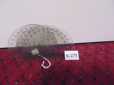 Tool, Protractor