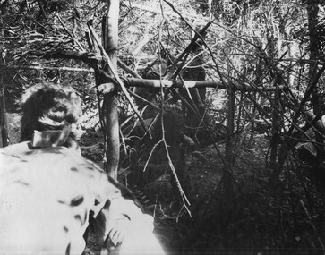 Elements of of 6 RAR/NZ in close contact with the NVA/VC forces near the wards at the K76A Hospital. 