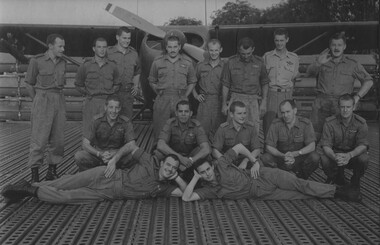 A photograph of 161 (Indep) Recce Flight officers posing for a team photo.