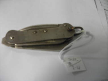 Equipment - Clasp knife