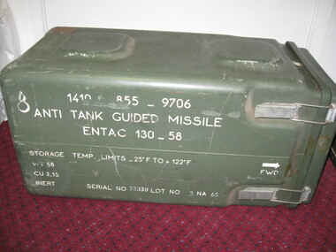 Equipment - Equipment, Army, Weapons Trunk