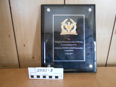 Plaque