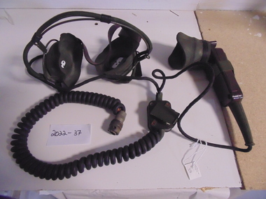 Equipment - Equipment, Army, Radio Extras