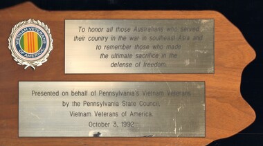 Plaque presented to Australian soldiers who served in the Vietnam war (1962-1972)