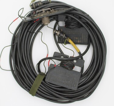 Cable for transportable radio aerial.