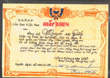 A certificate written in Vietnamese issued in 1969.