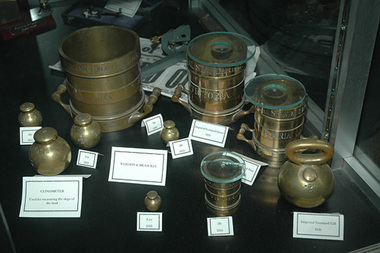 Instrument - Weighing instruments, Weights and measures