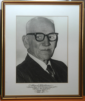 Photo of Councillor TH Hurrey MBE JP