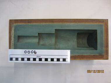 Valve stem mould