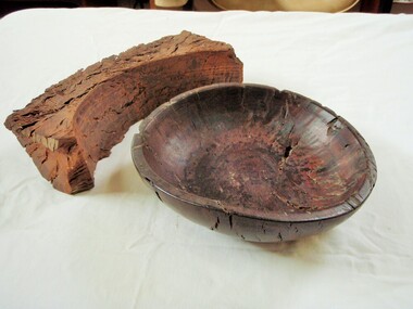Wooden Fruit Bowl, Red Gum Bowl