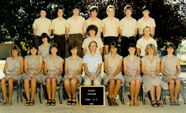 1985 Galen Catholic College Year 12 Students