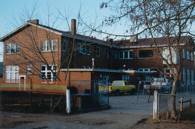 Galen Catholic College Art & Technology Extension, 2000