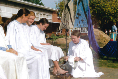 Washing of feet, 1996