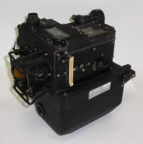 Sperry Gunsight, Sperry Gyroscope Co. Inc, K4 Computing Gunsight for lower Ball Turret, 1944