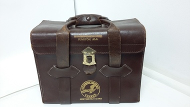 Service Maunuals Case, Service Manuals in officially supplied Case, C. 1930s 1940s