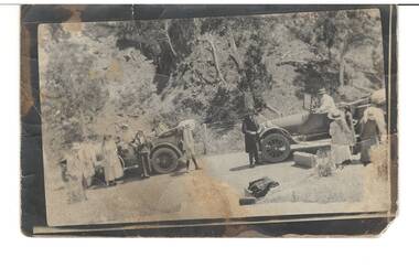 Family excursion by car c1920