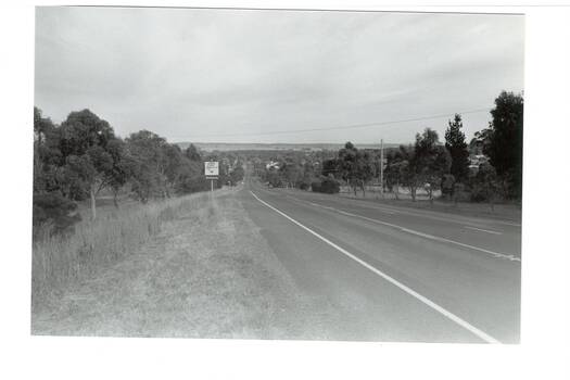 View of the Eastern approach to Buninyong along the Midland Highway