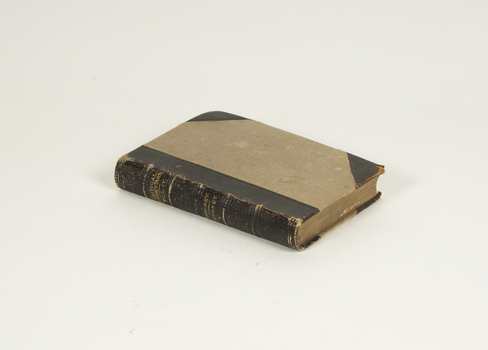 Pocket Bible with critical commentary, exterior