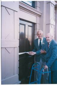 Opening on the Buninyong Old Library building on 7 April 1991.