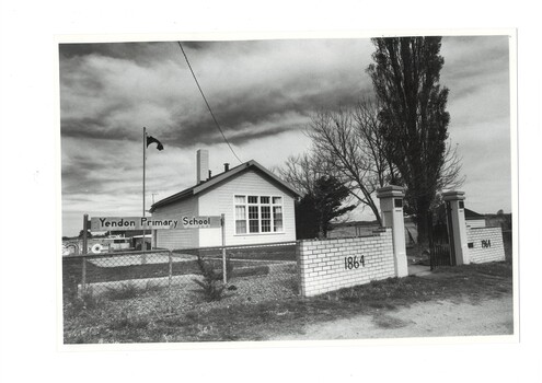 View of Yendon Primary School with sign and year of commencement