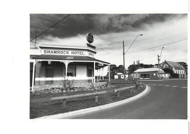 Dunnstown buildings, Shamrock Hotel and Catholic Church