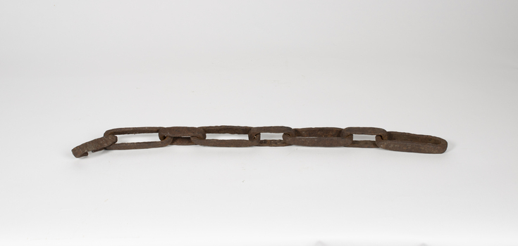 Metal chain, rusted with long oblong links