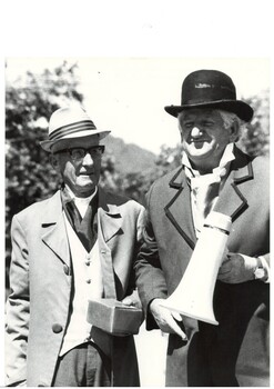 A black and white photograph of Richard Gilbert and Alan Bath taking part in the De Soza re-enactment Buninyong Gold King Festival 1983