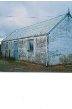 Colour photograph of early stables built at Mt Boninyong