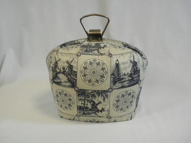Tea Cosy (Lined), mid 20th century