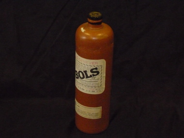 Earthenware gin bottle (jeneverkruik), Late 20th century