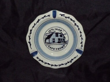 Ashtray (Asbakje)