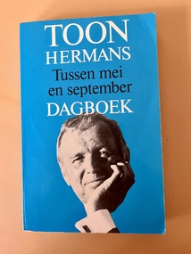 Book - Tussen mei en september, Toon Hermans Dagboek