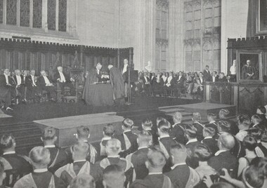 Presentation of College mace