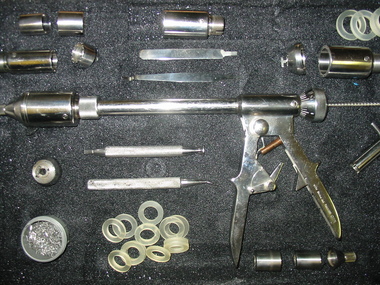 Tool - Stapling gun
