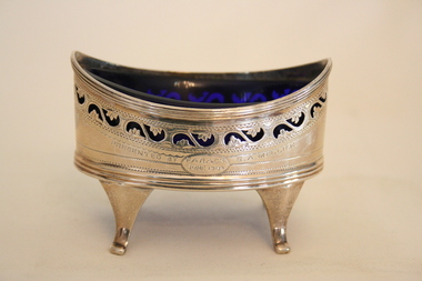 Decorative object - Salt cellar, S & E Davenport, 1804