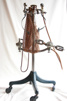A Model G McKesson apparatus
