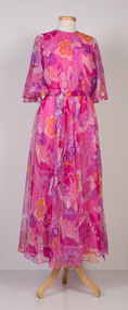 Clothing, Bonnie, Hong Kong, Evening gown with belt