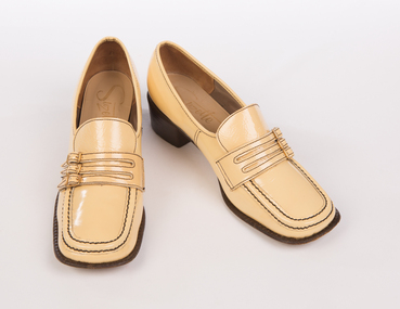 Clothing, Suzette, New York - Milan, Shoes - pair