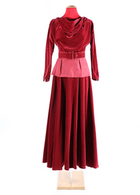 Esme Brown, Sydney, Evening ensemble
