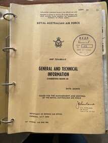 Manual (item) - (SP) AAP 7214.004-2-2 Canberra MK20 General and Technical Information Date:2JUN76